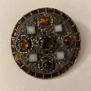 Miracle - shield Vintage Men’s/unisex Scottish bronze tone brooch.